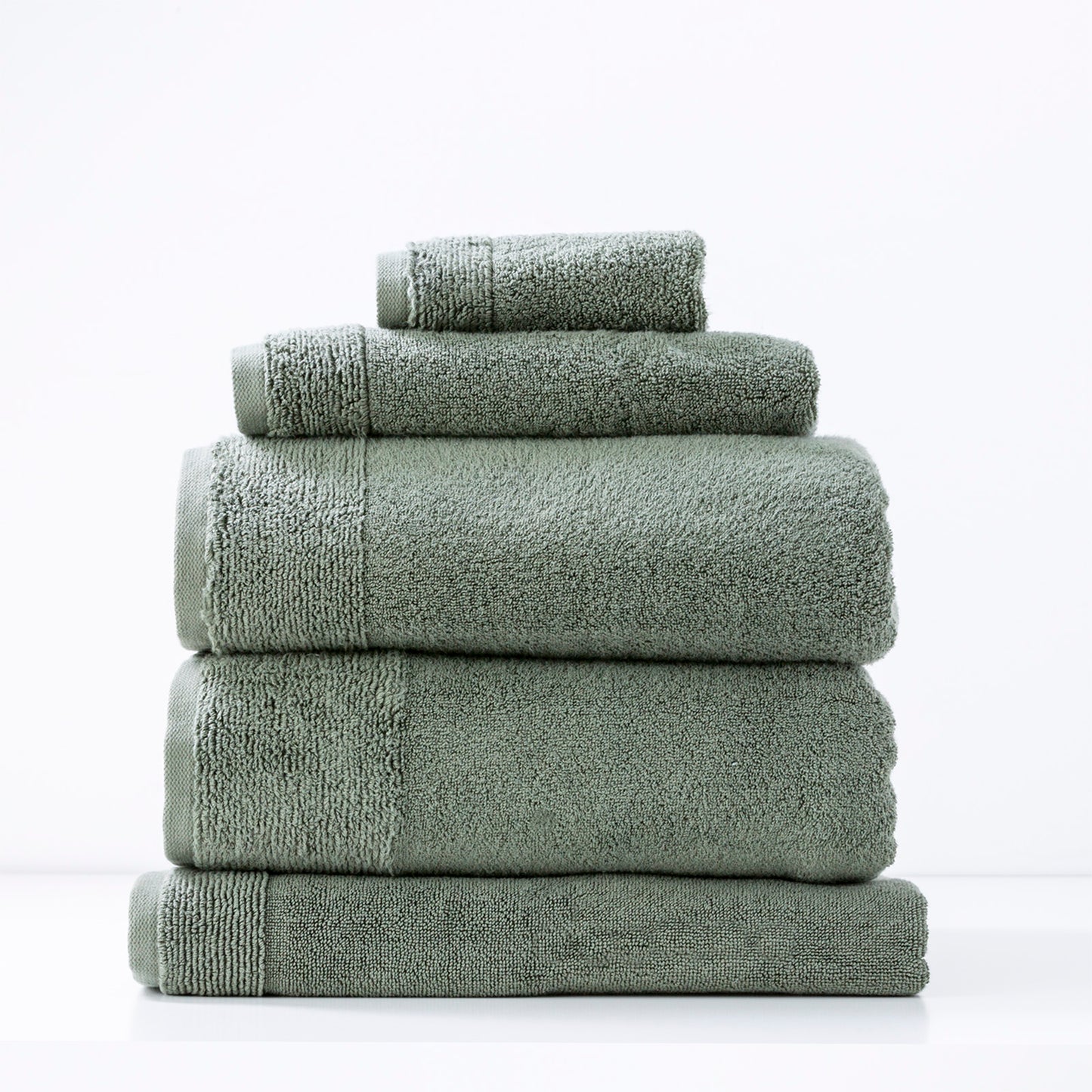 Aireys 650 GSM Zero Twist 5 Piece Bath Towel by Renee Taylor