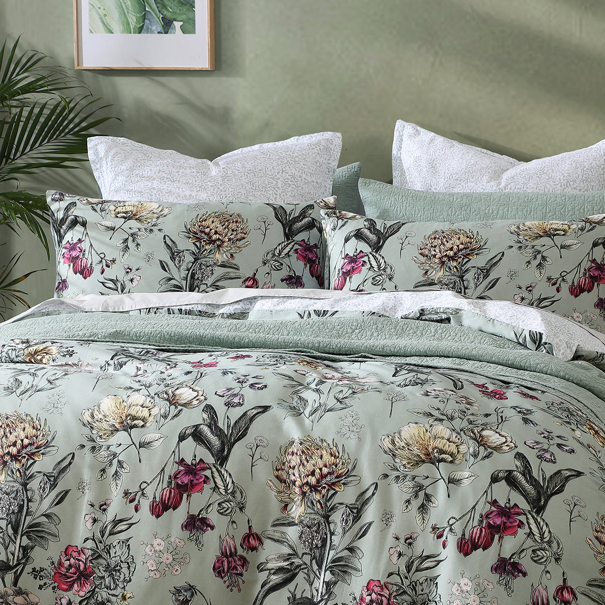 Logan and Mason 250TC Botanical Coast Sage Cotton Sateen Quilt Cover Set King