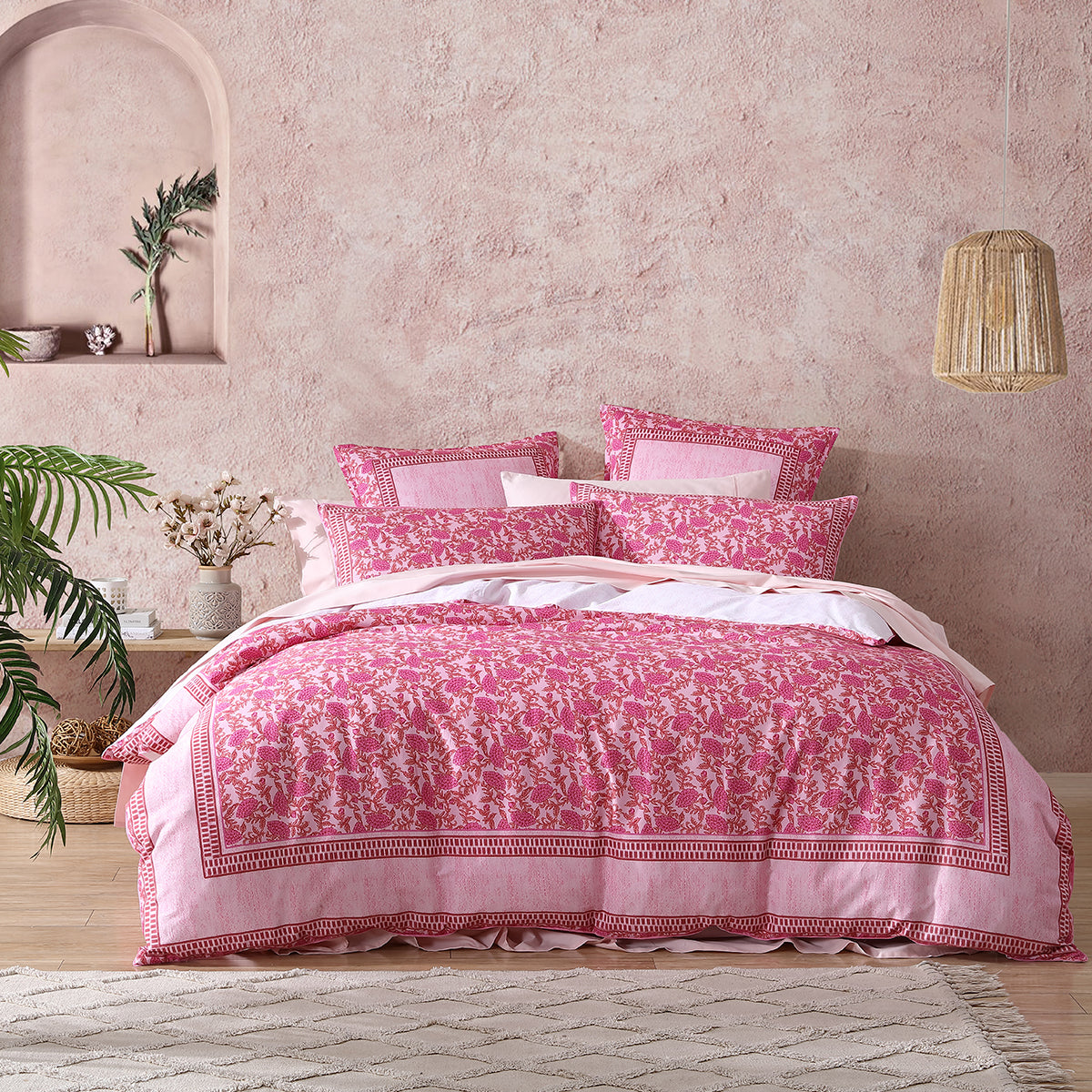 Logan and Mason 250TC Gatika Pink Cotton Sateen Quilt Cover Set Queen