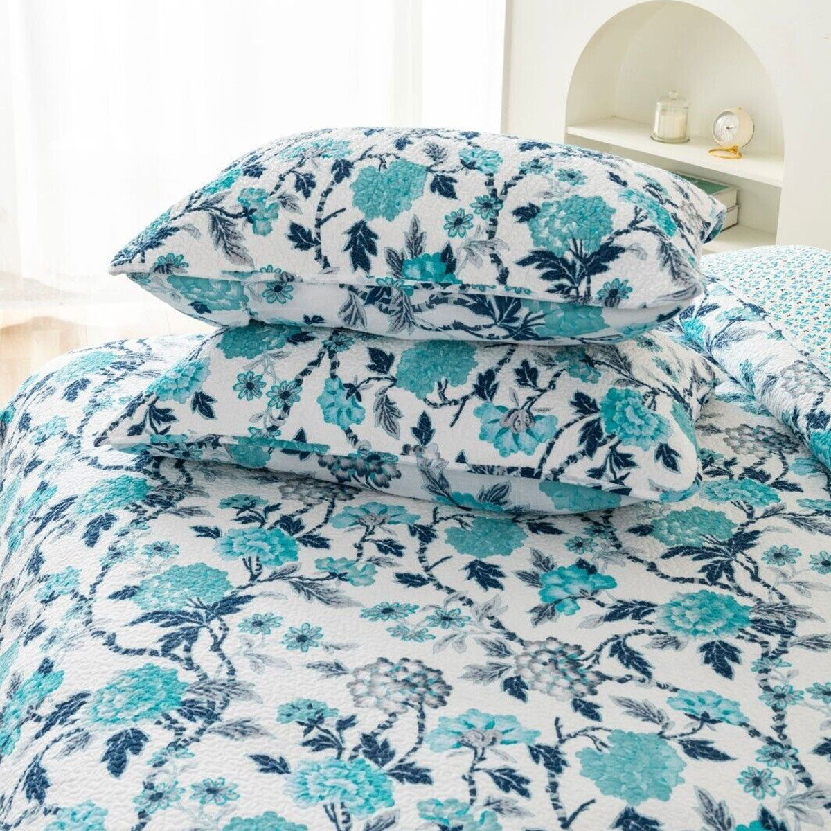 100% Cotton Lightly Quilted Coverlet Set Delta Queen 230 x 250 cm