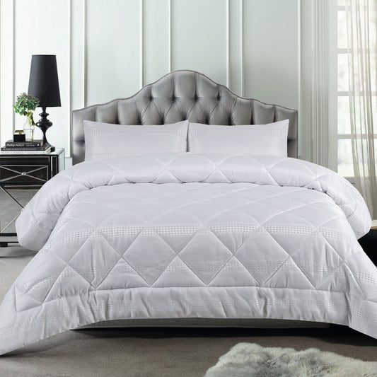 Accessorize 3 Piece Waffle White Comforter Set Queen