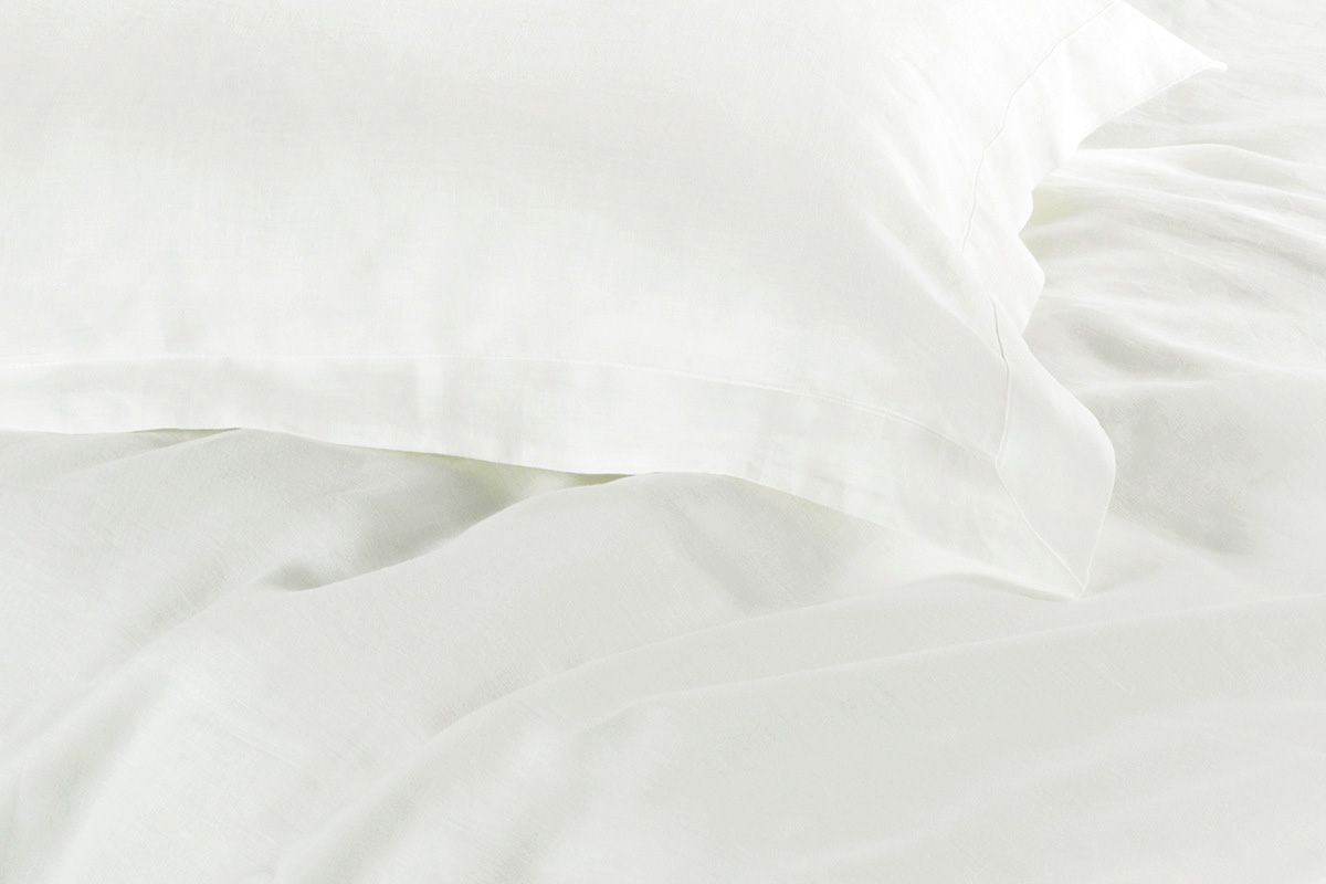 1000TC Tailored Double Size White Duvet Quilt Cover Set